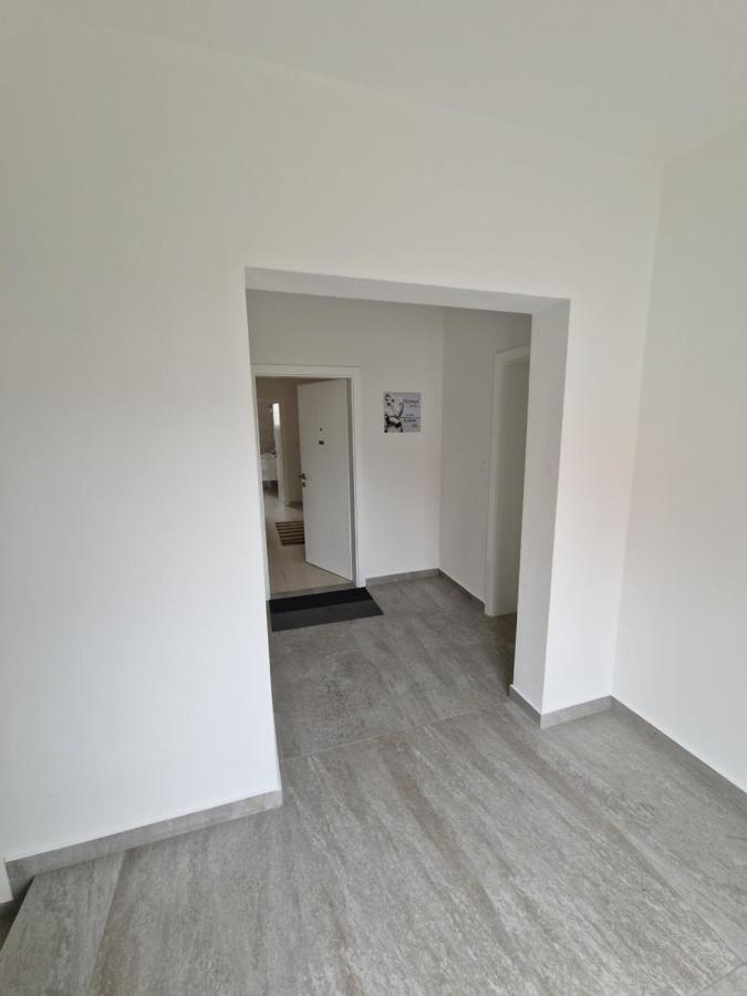 Apartamento Emmi Nemira Omiš Exterior foto