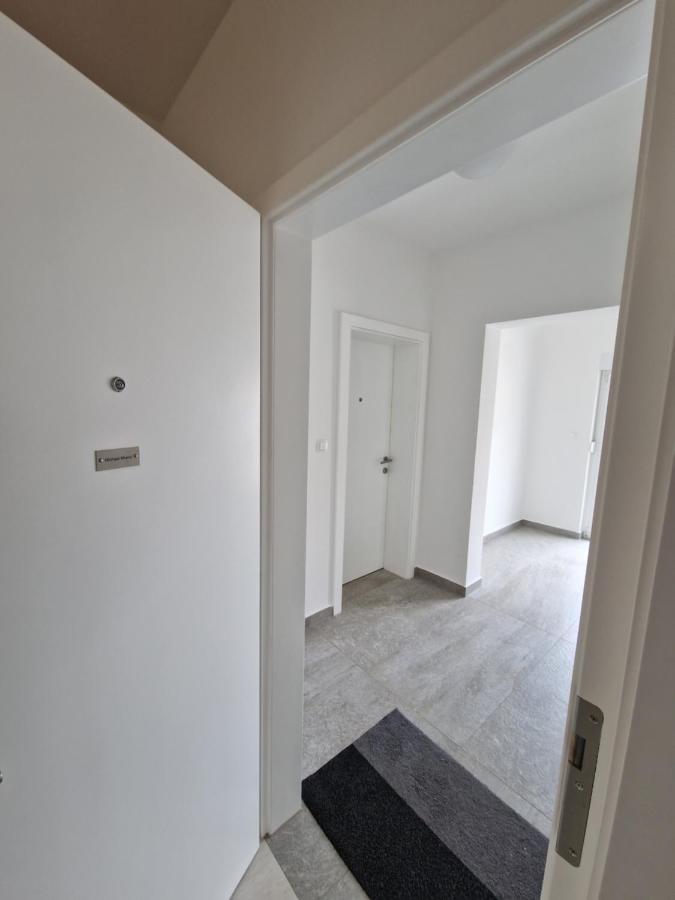 Apartamento Emmi Nemira Omiš Exterior foto