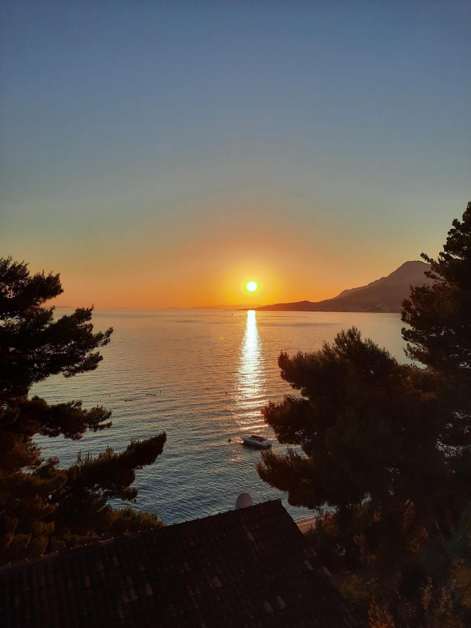 Apartamento Emmi Nemira Omiš Exterior foto